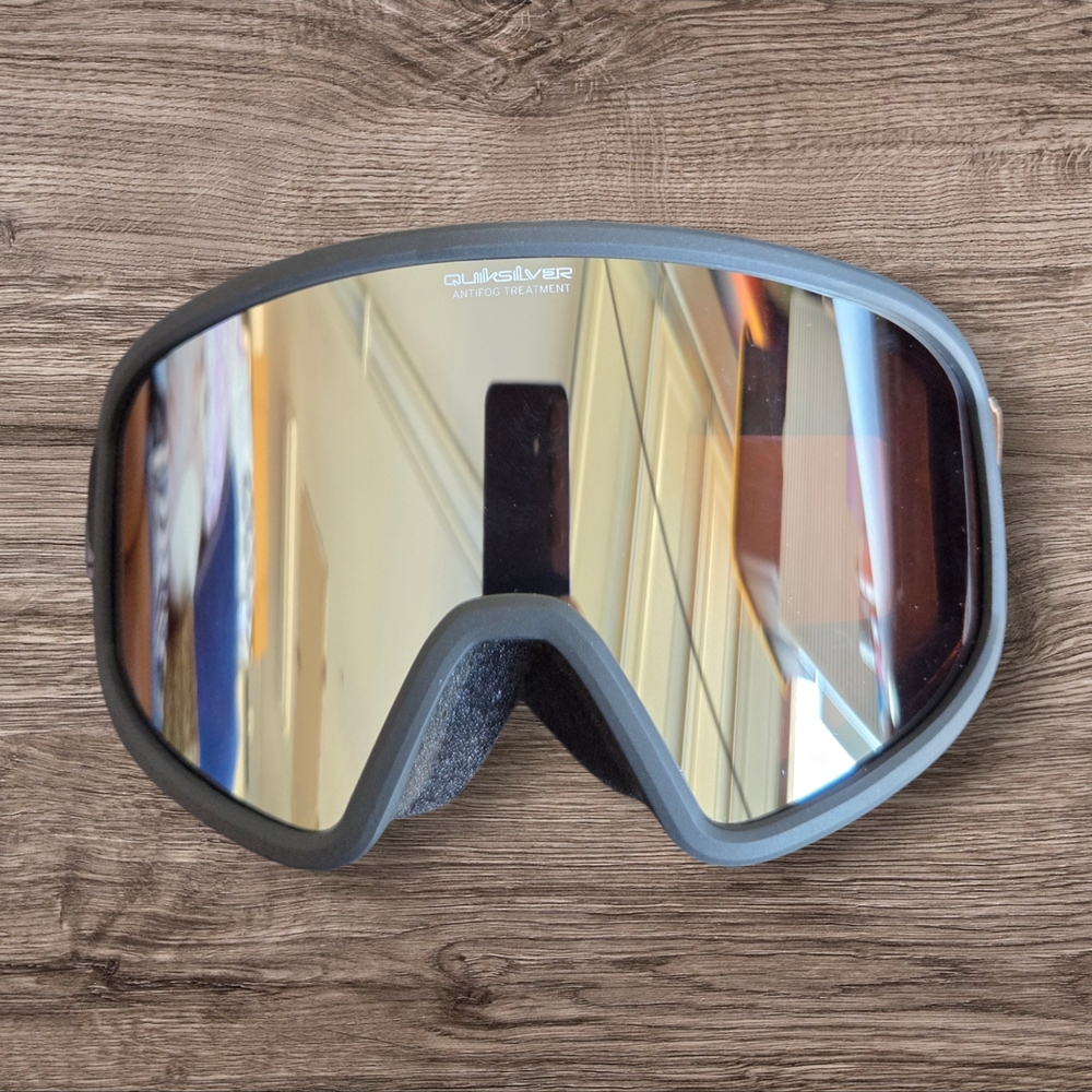 Quiksilver Ski Goggles with Reflective Lens